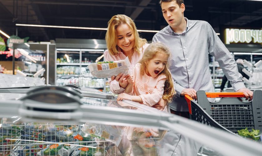 family in grocery